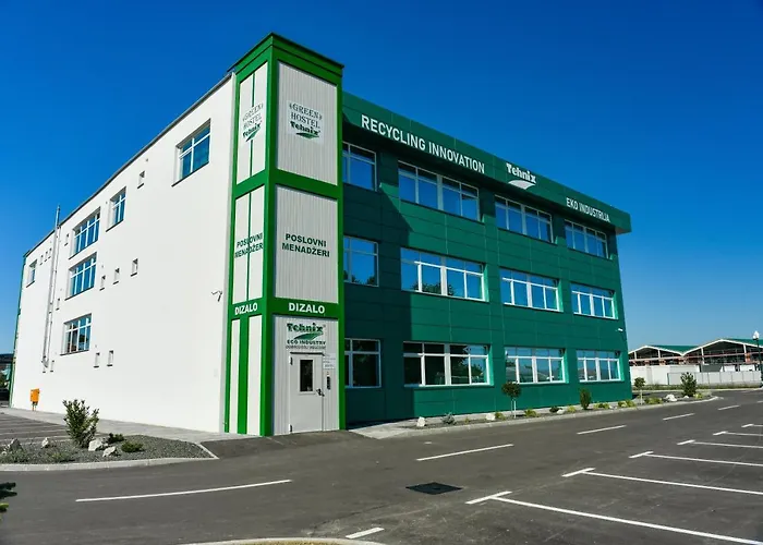 Hostel Green